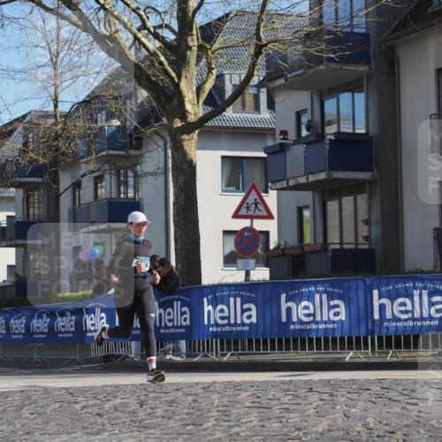06.04.2025 - 44. Internationalen Wilhelmsburger Insellauf Luisa Fischer http://msf.ph/oto/7573931 06.04.2025 10:41:57 Ziel 426 meine-sportfotos.de