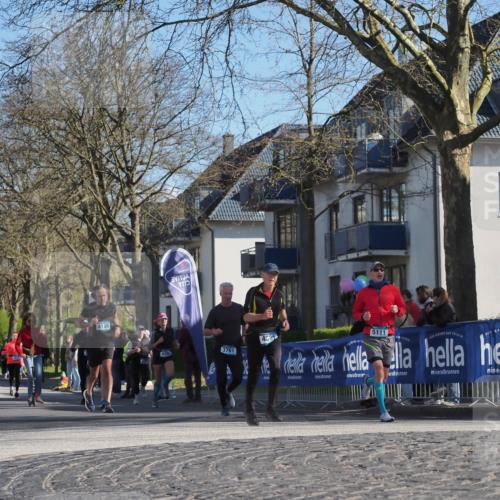 06.04.2025 - 44. Internationalen Wilhelmsburger Insellauf Luisa Fischer http://msf.ph/oto/7574051 06.04.2025 10:42:01 Ziel 4130, 4350, 458, 3761, 5111 meine-sportfotos.de