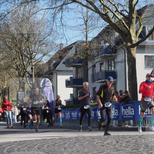 06.04.2025 - 44. Internationalen Wilhelmsburger Insellauf Luisa Fischer http://msf.ph/oto/7574123 06.04.2025 10:42:02 Ziel 4130, 3761, 458, 5111 meine-sportfotos.de