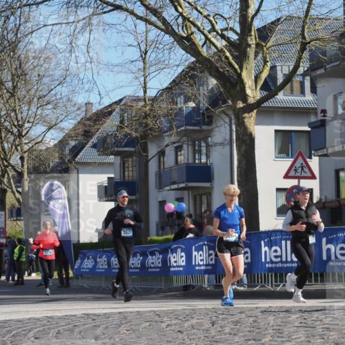 06.04.2025 - 44. Internationalen Wilhelmsburger Insellauf Luisa Fischer http://msf.ph/oto/7574457 06.04.2025 10:42:05 Ziel 9478, 3238, 3629, 20655, 375 meine-sportfotos.de