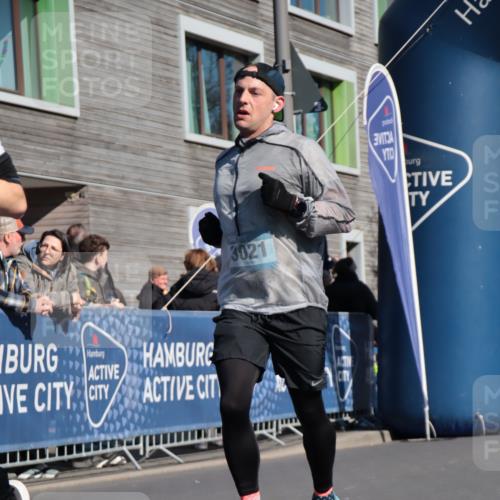06.04.2025 - 44. Internationalen Wilhelmsburger Insellauf A. Gomolzig http://msf.ph/oto/7574470 06.04.2025 10:40:27 Ziel 3021, 3263, 3319, 3574, 3617, 3652, 3974, 4139, 4264, 4445 meine-sportfotos.de