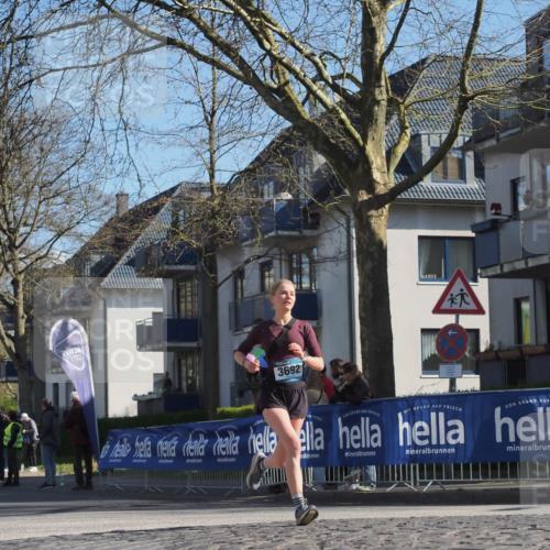 06.04.2025 - 44. Internationalen Wilhelmsburger Insellauf Luisa Fischer http://msf.ph/oto/7574755 06.04.2025 10:42:11 Ziel 3692 meine-sportfotos.de