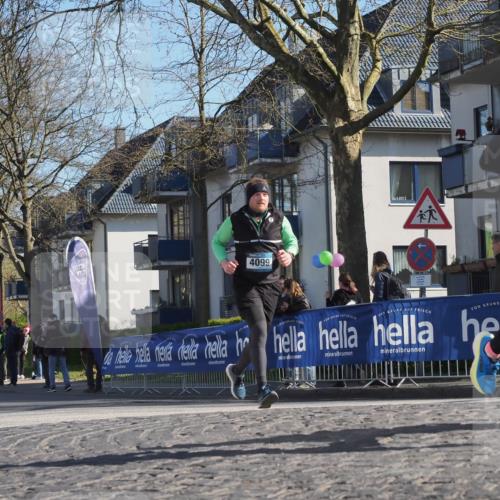 06.04.2025 - 44. Internationalen Wilhelmsburger Insellauf Luisa Fischer http://msf.ph/oto/7574974 06.04.2025 10:36:59 Ziel 4099, 5084 meine-sportfotos.de