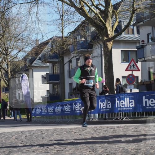 06.04.2025 - 44. Internationalen Wilhelmsburger Insellauf Luisa Fischer http://msf.ph/oto/7574983 06.04.2025 10:36:59 Ziel 4099 meine-sportfotos.de