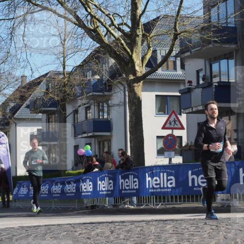 06.04.2025 - 44. Internationalen Wilhelmsburger Insellauf Luisa Fischer http://msf.ph/oto/7574989 06.04.2025 10:42:17 Ziel  meine-sportfotos.de