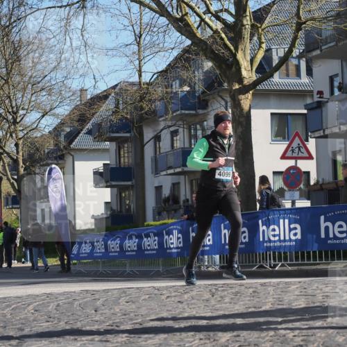 06.04.2025 - 44. Internationalen Wilhelmsburger Insellauf Luisa Fischer http://msf.ph/oto/7574994 06.04.2025 10:36:59 Ziel 4099 meine-sportfotos.de