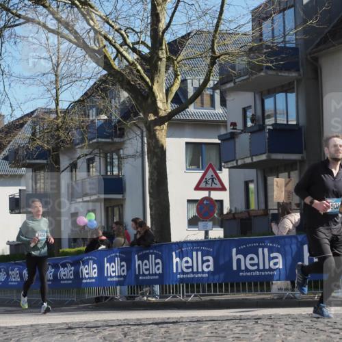 06.04.2025 - 44. Internationalen Wilhelmsburger Insellauf Luisa Fischer http://msf.ph/oto/7575019 06.04.2025 10:42:18 Ziel 4458, 503 meine-sportfotos.de