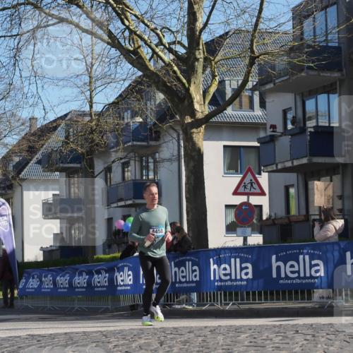 06.04.2025 - 44. Internationalen Wilhelmsburger Insellauf Luisa Fischer http://msf.ph/oto/7575066 06.04.2025 10:42:19 Ziel 4458, 4240 meine-sportfotos.de