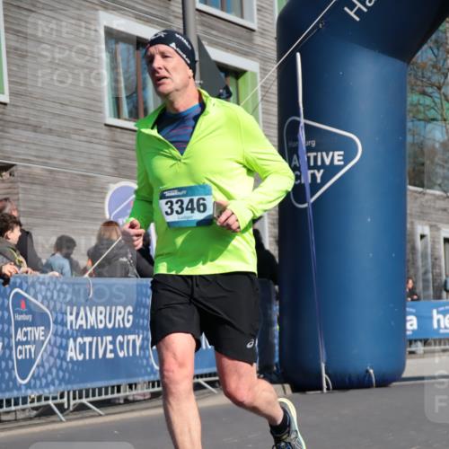 06.04.2025 - 44. Internationalen Wilhelmsburger Insellauf A. Gomolzig http://msf.ph/oto/7575070 06.04.2025 10:38:59 Ziel 3346, 3995 meine-sportfotos.de