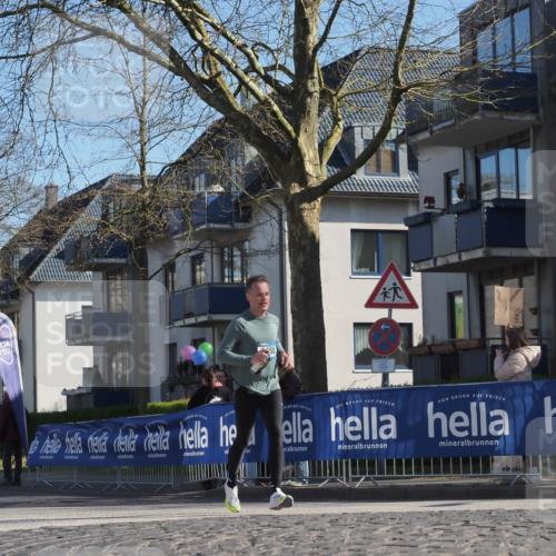 06.04.2025 - 44. Internationalen Wilhelmsburger Insellauf Luisa Fischer http://msf.ph/oto/7575076 06.04.2025 10:42:19 Ziel 4240 meine-sportfotos.de