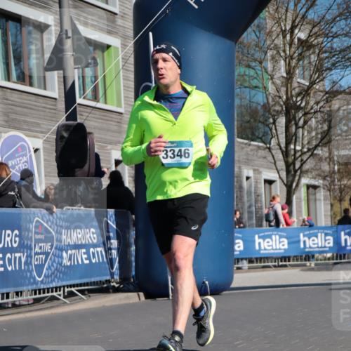 06.04.2025 - 44. Internationalen Wilhelmsburger Insellauf A. Gomolzig http://msf.ph/oto/7575083 06.04.2025 10:38:59 Ziel 3346, 3995 meine-sportfotos.de