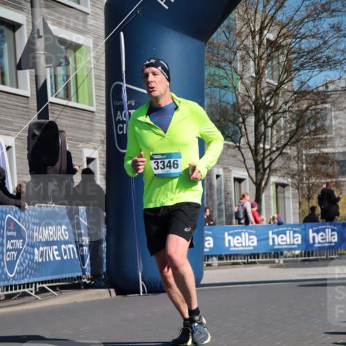 06.04.2025 - 44. Internationalen Wilhelmsburger Insellauf A. Gomolzig http://msf.ph/oto/7575088 06.04.2025 10:38:58 Ziel 3346, 3995 meine-sportfotos.de