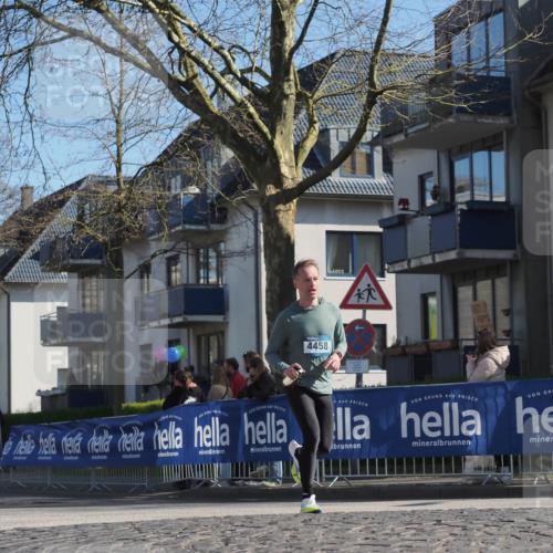 06.04.2025 - 44. Internationalen Wilhelmsburger Insellauf Luisa Fischer http://msf.ph/oto/7575118 06.04.2025 10:42:20 Ziel 240, 4458 meine-sportfotos.de