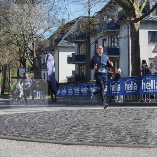 06.04.2025 - 44. Internationalen Wilhelmsburger Insellauf Luisa Fischer http://msf.ph/oto/7575133 06.04.2025 10:37:14 Ziel 3174 meine-sportfotos.de