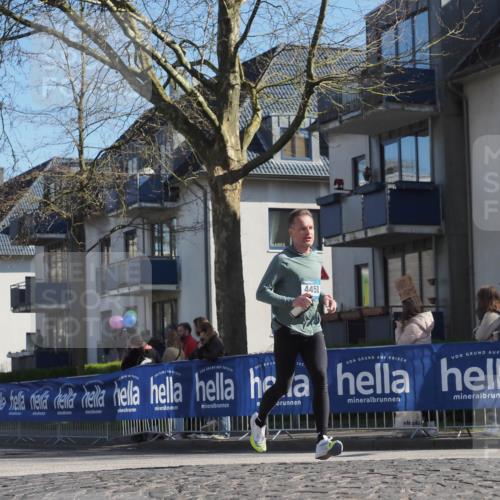 06.04.2025 - 44. Internationalen Wilhelmsburger Insellauf Luisa Fischer http://msf.ph/oto/7575140 06.04.2025 10:42:20 Ziel 4240, 10, 4458 meine-sportfotos.de
