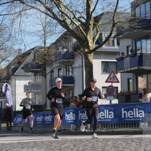 06.04.2025 - 44. Internationalen Wilhelmsburger Insellauf Luisa Fischer http://msf.ph/oto/7575303 06.04.2025 10:42:25 Ziel 3320, 3903, 4297 meine-sportfotos.de