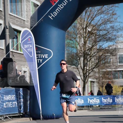 06.04.2025 - 44. Internationalen Wilhelmsburger Insellauf A. Gomolzig http://msf.ph/oto/7575360 06.04.2025 10:38:05 Ziel 3654, 3840, 3921, 4278, 4279, 4290, 4365, 4507 meine-sportfotos.de