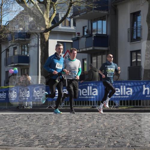 06.04.2025 - 44. Internationalen Wilhelmsburger Insellauf Luisa Fischer http://msf.ph/oto/7575497 06.04.2025 10:37:41 Ziel 4451, 4579, 3496 meine-sportfotos.de