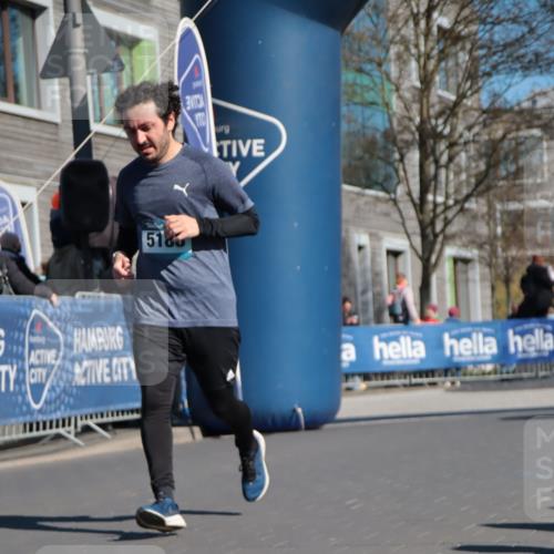 06.04.2025 - 44. Internationalen Wilhelmsburger Insellauf A. Gomolzig http://msf.ph/oto/7575522 06.04.2025 10:37:27 Ziel 3174, 5188 meine-sportfotos.de