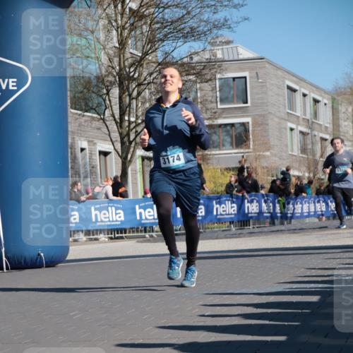 06.04.2025 - 44. Internationalen Wilhelmsburger Insellauf A. Gomolzig http://msf.ph/oto/7575581 06.04.2025 10:37:21 Ziel 3174, 4515 meine-sportfotos.de