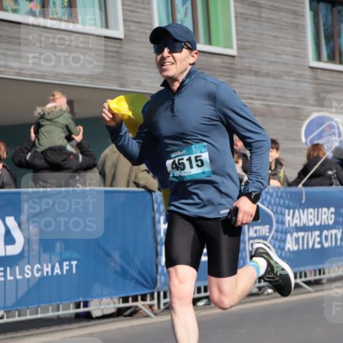 06.04.2025 - 44. Internationalen Wilhelmsburger Insellauf A. Gomolzig http://msf.ph/oto/7575589 06.04.2025 10:37:17 Ziel 3174, 4515 meine-sportfotos.de