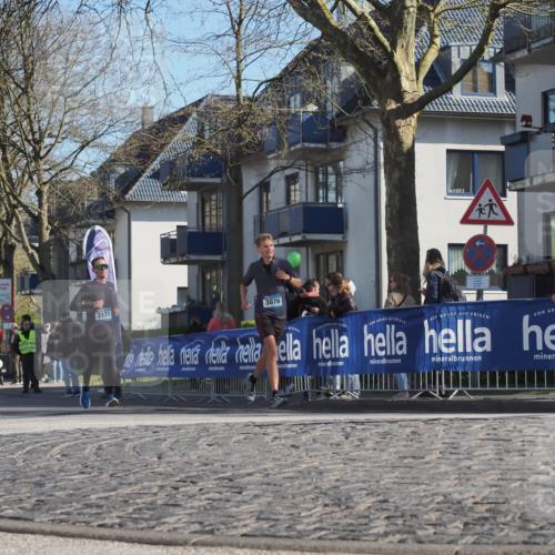 06.04.2025 - 44. Internationalen Wilhelmsburger Insellauf Luisa Fischer http://msf.ph/oto/7575591 06.04.2025 10:37:45 Ziel 3171, 3076 meine-sportfotos.de