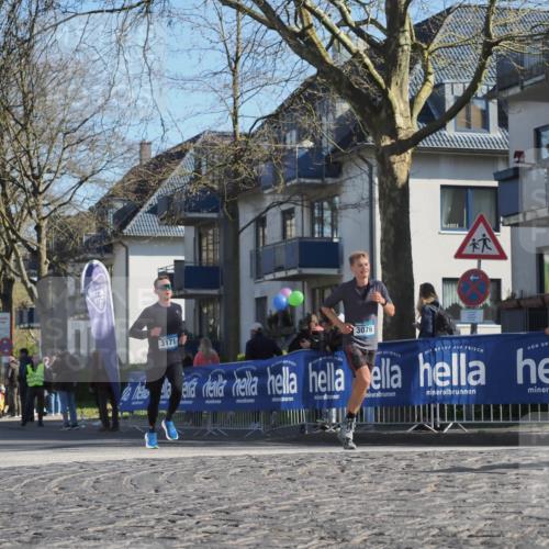 06.04.2025 - 44. Internationalen Wilhelmsburger Insellauf Luisa Fischer http://msf.ph/oto/7575643 06.04.2025 10:37:45 Ziel 3171, 3076 meine-sportfotos.de