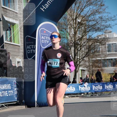06.04.2025 - 44. Internationalen Wilhelmsburger Insellauf A. Gomolzig http://msf.ph/oto/7575782 06.04.2025 10:36:33 Ziel 3139, 4077 meine-sportfotos.de