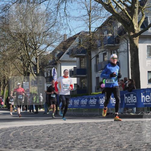 06.04.2025 - 44. Internationalen Wilhelmsburger Insellauf Luisa Fischer http://msf.ph/oto/7575797 06.04.2025 10:42:42 Ziel 3324, 4002, 4399, 4185, 4487 meine-sportfotos.de