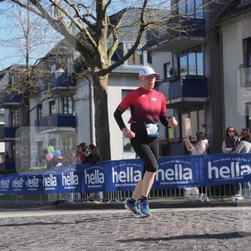 06.04.2025 - 44. Internationalen Wilhelmsburger Insellauf Luisa Fischer http://msf.ph/oto/7575936 06.04.2025 10:42:46 Ziel 3324, 101 meine-sportfotos.de