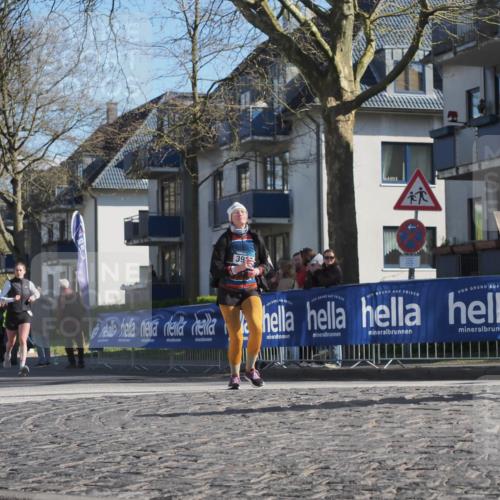 06.04.2025 - 44. Internationalen Wilhelmsburger Insellauf Luisa Fischer http://msf.ph/oto/7576042 06.04.2025 10:42:53 Ziel 39, 418 meine-sportfotos.de