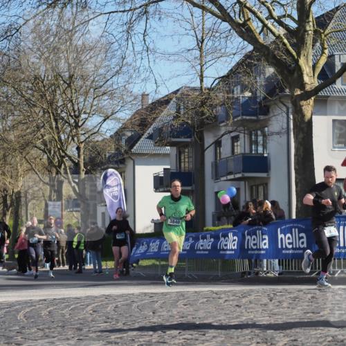 06.04.2025 - 44. Internationalen Wilhelmsburger Insellauf Luisa Fischer http://msf.ph/oto/7576194 06.04.2025 10:37:59 Ziel 4278, 4279, 4290, 3840 meine-sportfotos.de