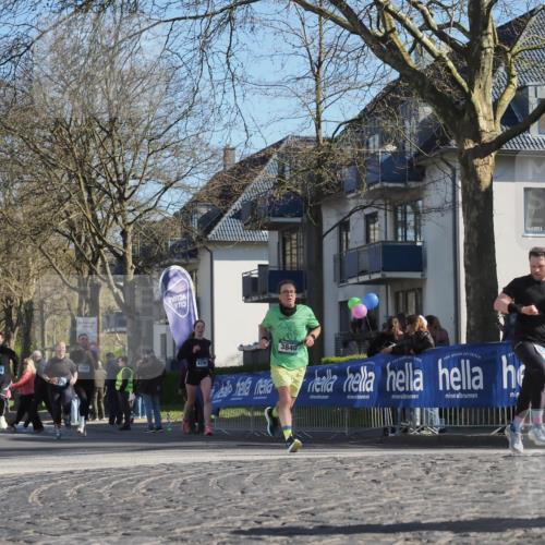 06.04.2025 - 44. Internationalen Wilhelmsburger Insellauf Luisa Fischer http://msf.ph/oto/7576203 06.04.2025 10:37:59 Ziel 3295, 4278, 4290, 3840 meine-sportfotos.de