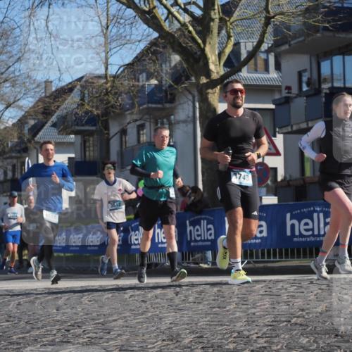 06.04.2025 - 44. Internationalen Wilhelmsburger Insellauf Luisa Fischer http://msf.ph/oto/7576219 06.04.2025 10:42:57 Ziel 3484, 3632, 3512, 3743, 4181 meine-sportfotos.de