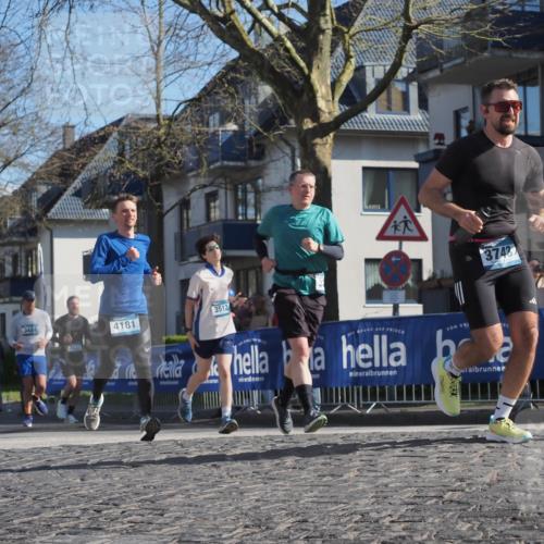 06.04.2025 - 44. Internationalen Wilhelmsburger Insellauf Luisa Fischer http://msf.ph/oto/7576252 06.04.2025 10:42:57 Ziel 3466, 3484, 4181, 3512, 3743 meine-sportfotos.de