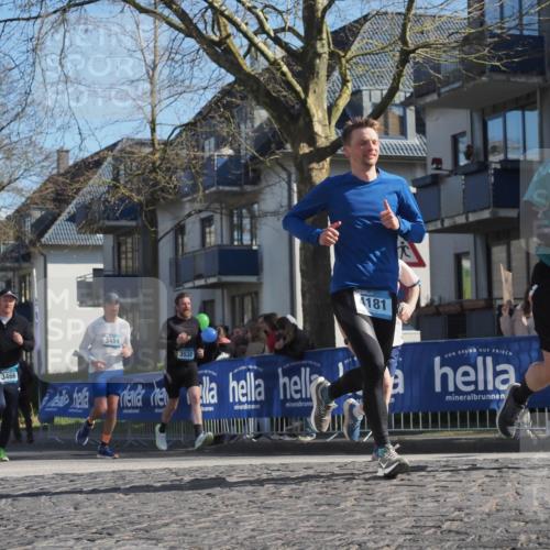 06.04.2025 - 44. Internationalen Wilhelmsburger Insellauf Luisa Fischer http://msf.ph/oto/7576302 06.04.2025 10:42:58 Ziel 3466, 3484, 3532, 4181 meine-sportfotos.de