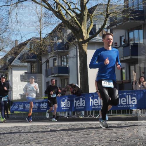 06.04.2025 - 44. Internationalen Wilhelmsburger Insellauf Luisa Fischer http://msf.ph/oto/7576312 06.04.2025 10:42:58 Ziel 3466, 3484, 3532, 4181 meine-sportfotos.de