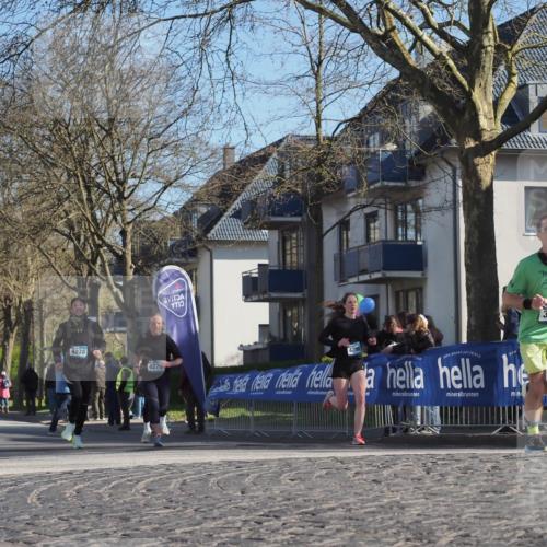 06.04.2025 - 44. Internationalen Wilhelmsburger Insellauf Luisa Fischer http://msf.ph/oto/7576341 06.04.2025 10:38:01 Ziel 4278, 4279, 3840, 4290 meine-sportfotos.de
