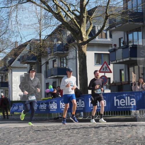 06.04.2025 - 44. Internationalen Wilhelmsburger Insellauf Luisa Fischer http://msf.ph/oto/7576415 06.04.2025 10:43:00 Ziel 484, 3466, 3532 meine-sportfotos.de