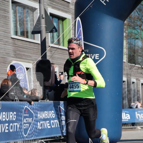 06.04.2025 - 44. Internationalen Wilhelmsburger Insellauf A. Gomolzig http://msf.ph/oto/7576459 06.04.2025 10:33:43 Ziel 3585, 3826, 3909, 4262, 4455, 4465, 5033 meine-sportfotos.de