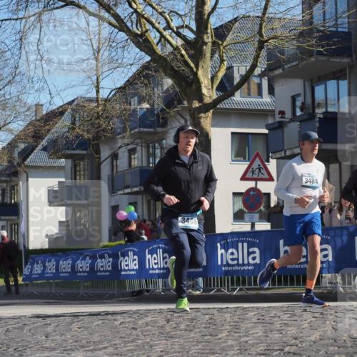 06.04.2025 - 44. Internationalen Wilhelmsburger Insellauf Luisa Fischer http://msf.ph/oto/7576495 06.04.2025 10:43:00 Ziel 3484, 3532, 3466 meine-sportfotos.de