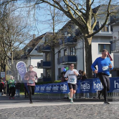 06.04.2025 - 44. Internationalen Wilhelmsburger Insellauf Luisa Fischer http://msf.ph/oto/7576524 06.04.2025 10:38:16 Ziel 4578, 3369, 4118, 3178 meine-sportfotos.de