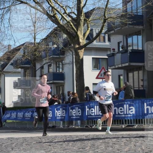 06.04.2025 - 44. Internationalen Wilhelmsburger Insellauf Luisa Fischer http://msf.ph/oto/7576598 06.04.2025 10:38:17 Ziel 3369, 4118, 3178 meine-sportfotos.de