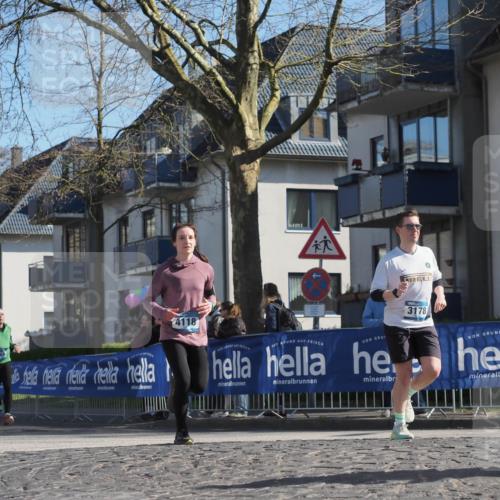 06.04.2025 - 44. Internationalen Wilhelmsburger Insellauf Luisa Fischer http://msf.ph/oto/7576630 06.04.2025 10:38:17 Ziel 3369, 4118, 3178 meine-sportfotos.de