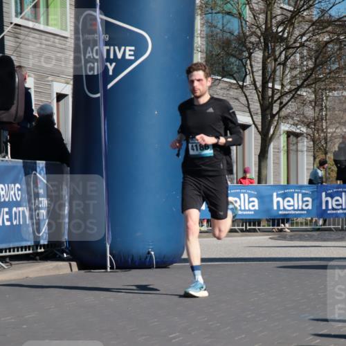 06.04.2025 - 44. Internationalen Wilhelmsburger Insellauf A. Gomolzig http://msf.ph/oto/7576634 06.04.2025 10:33:16 Ziel 3234, 3564, 3747, 4186, 4531 meine-sportfotos.de