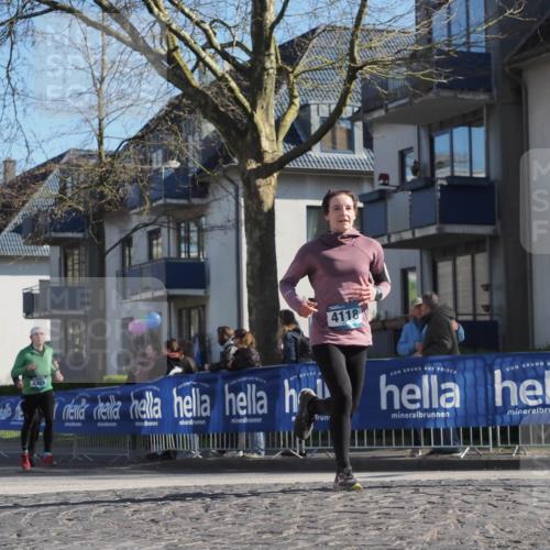 06.04.2025 - 44. Internationalen Wilhelmsburger Insellauf Luisa Fischer http://msf.ph/oto/7576686 06.04.2025 10:38:18 Ziel 3369, 4118, 312 meine-sportfotos.de