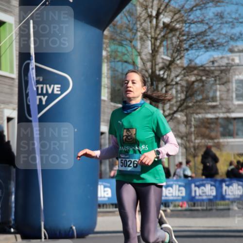 06.04.2025 - 44. Internationalen Wilhelmsburger Insellauf A. Gomolzig http://msf.ph/oto/7576701 06.04.2025 10:33:09 Ziel 3234, 3564, 3747, 4400, 5026 meine-sportfotos.de