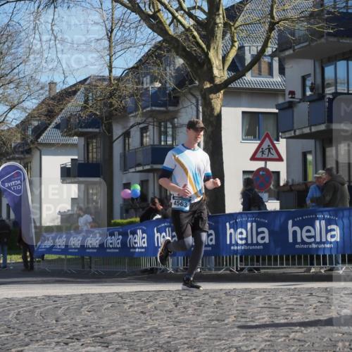 06.04.2025 - 44. Internationalen Wilhelmsburger Insellauf Luisa Fischer http://msf.ph/oto/7576858 06.04.2025 10:38:22 Ziel 4563 meine-sportfotos.de