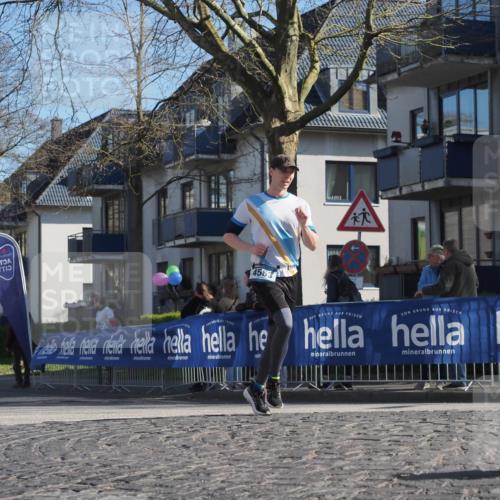 06.04.2025 - 44. Internationalen Wilhelmsburger Insellauf Luisa Fischer http://msf.ph/oto/7576867 06.04.2025 10:38:22 Ziel 456 meine-sportfotos.de