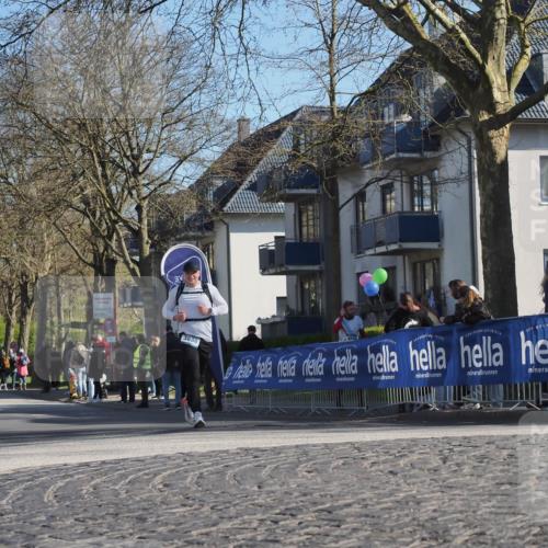 06.04.2025 - 44. Internationalen Wilhelmsburger Insellauf Luisa Fischer http://msf.ph/oto/7576910 06.04.2025 10:38:25 Ziel 3898 meine-sportfotos.de